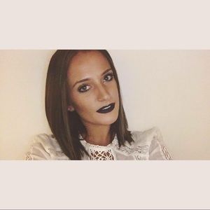 Meet your Posher, Melina